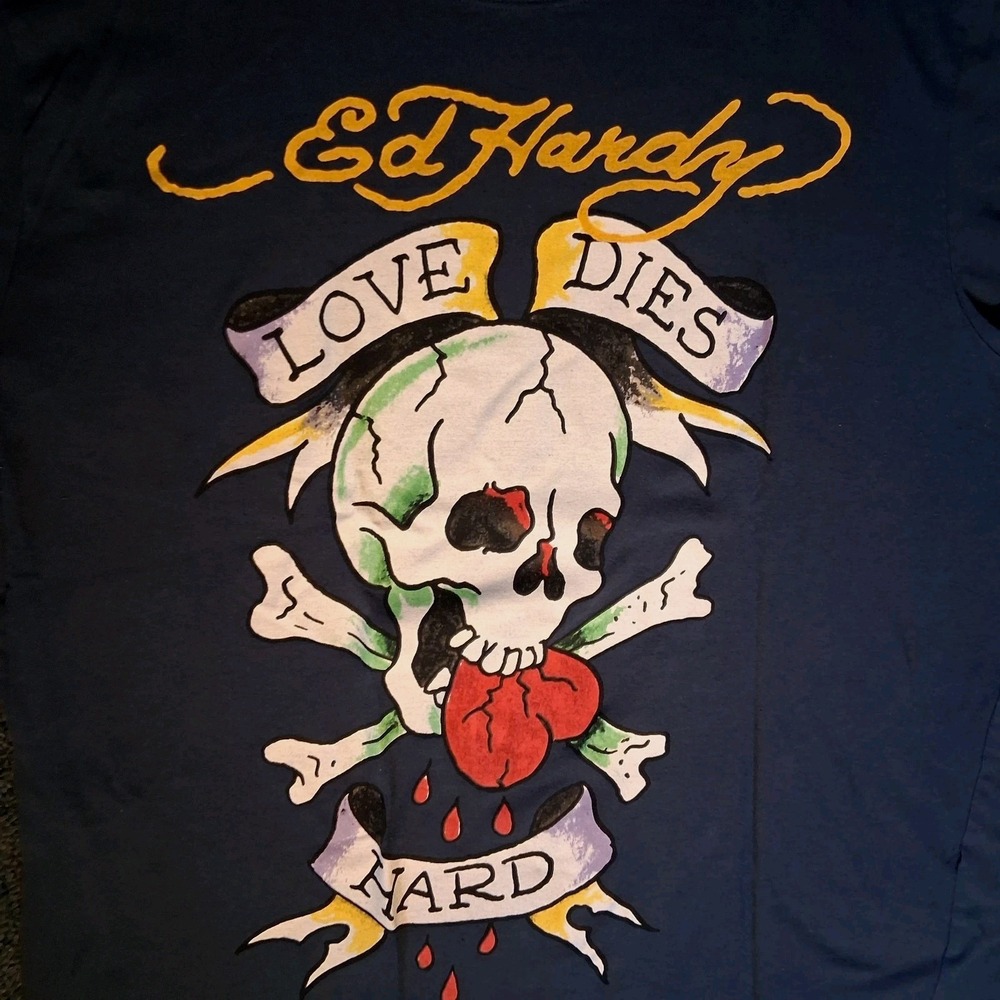 Ed Hardy T- Shirt "Love Dies Hard" Women's Size XL Graphic Blue - Picture 3 of 9